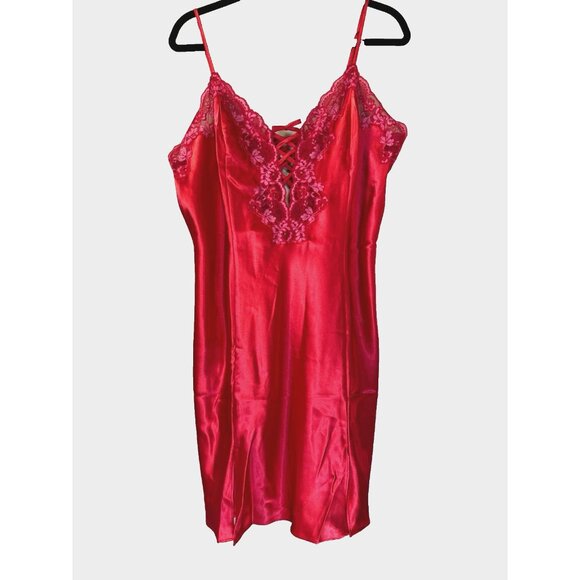 Fredericks of Hollywood Red Lace 1X Chemise Nightie Y2K Holiday Valentines Sexy - Picture 1 of 9